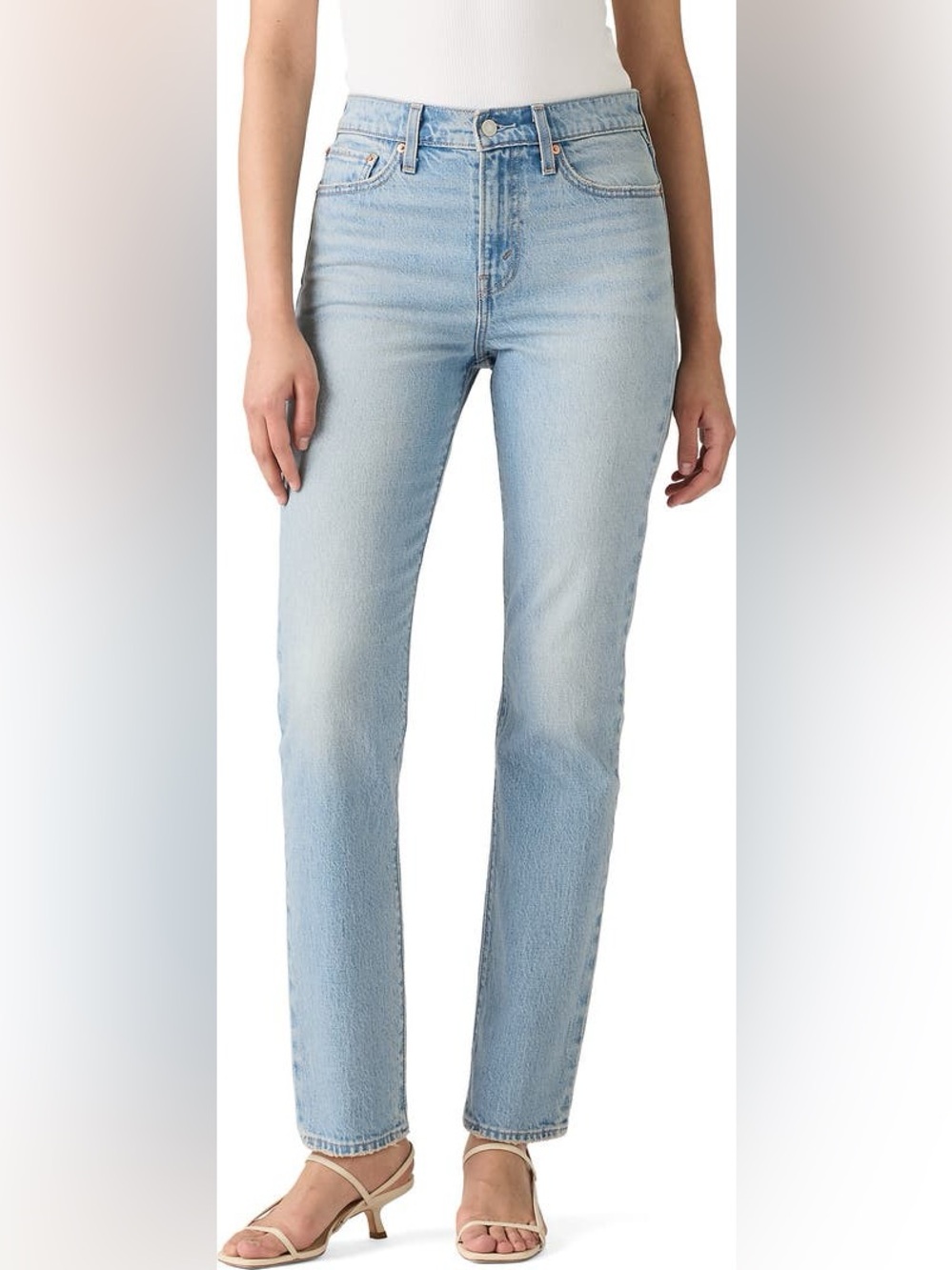 Levi's Light Blue woman’s wedgie high rise Jeans - new size 27